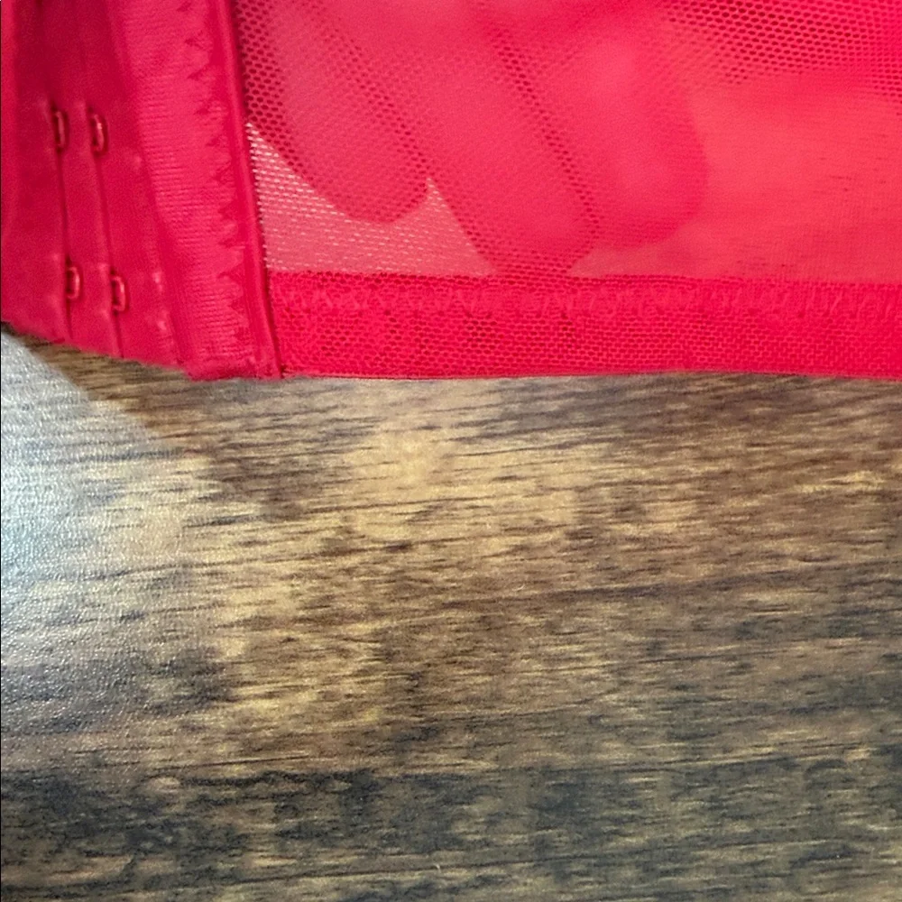 Adrienne Vittadini Red T-Shirt Bra
